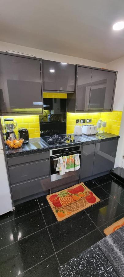 Beautiful Rooms With Free On Street Parking In Sydenham Londra Esterno foto